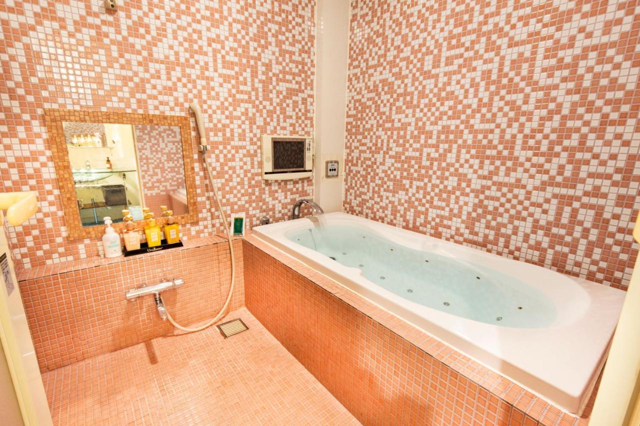 Nagasaki Chapel Coconuts Hotel ＆Resort Isahaya المظهر الخارجي الصورة