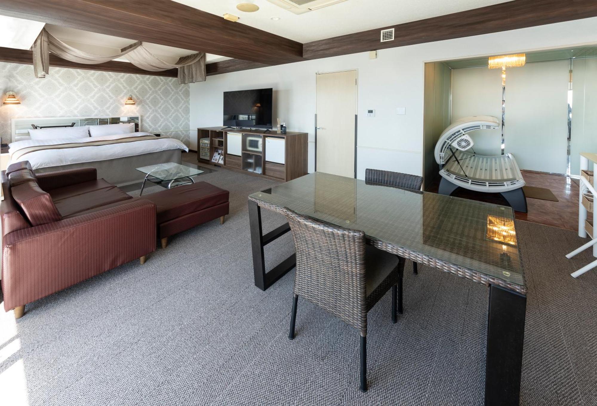 Nagasaki Chapel Coconuts Hotel ＆Resort Isahaya المظهر الخارجي الصورة