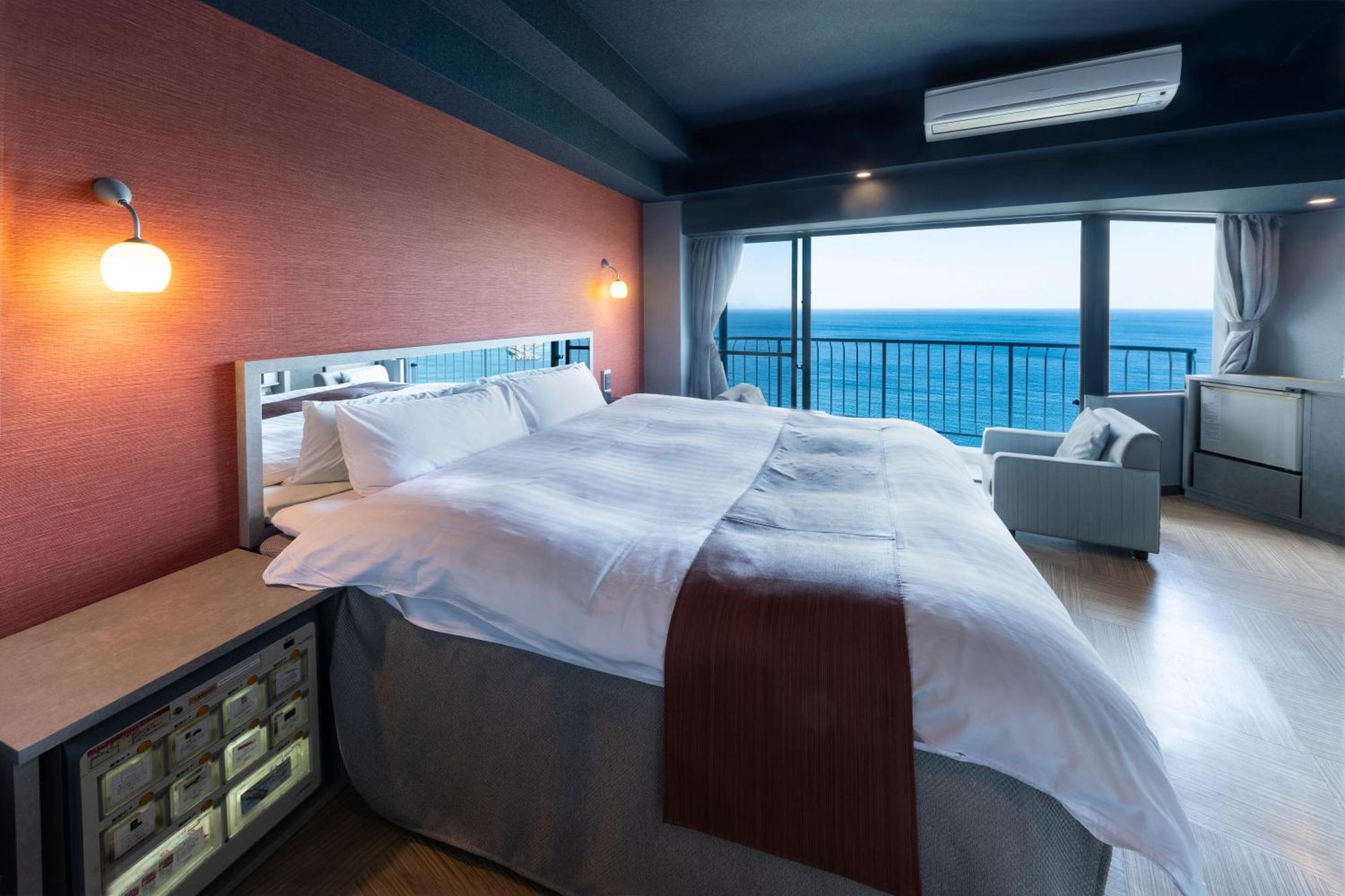 Nagasaki Chapel Coconuts Hotel ＆Resort Isahaya المظهر الخارجي الصورة