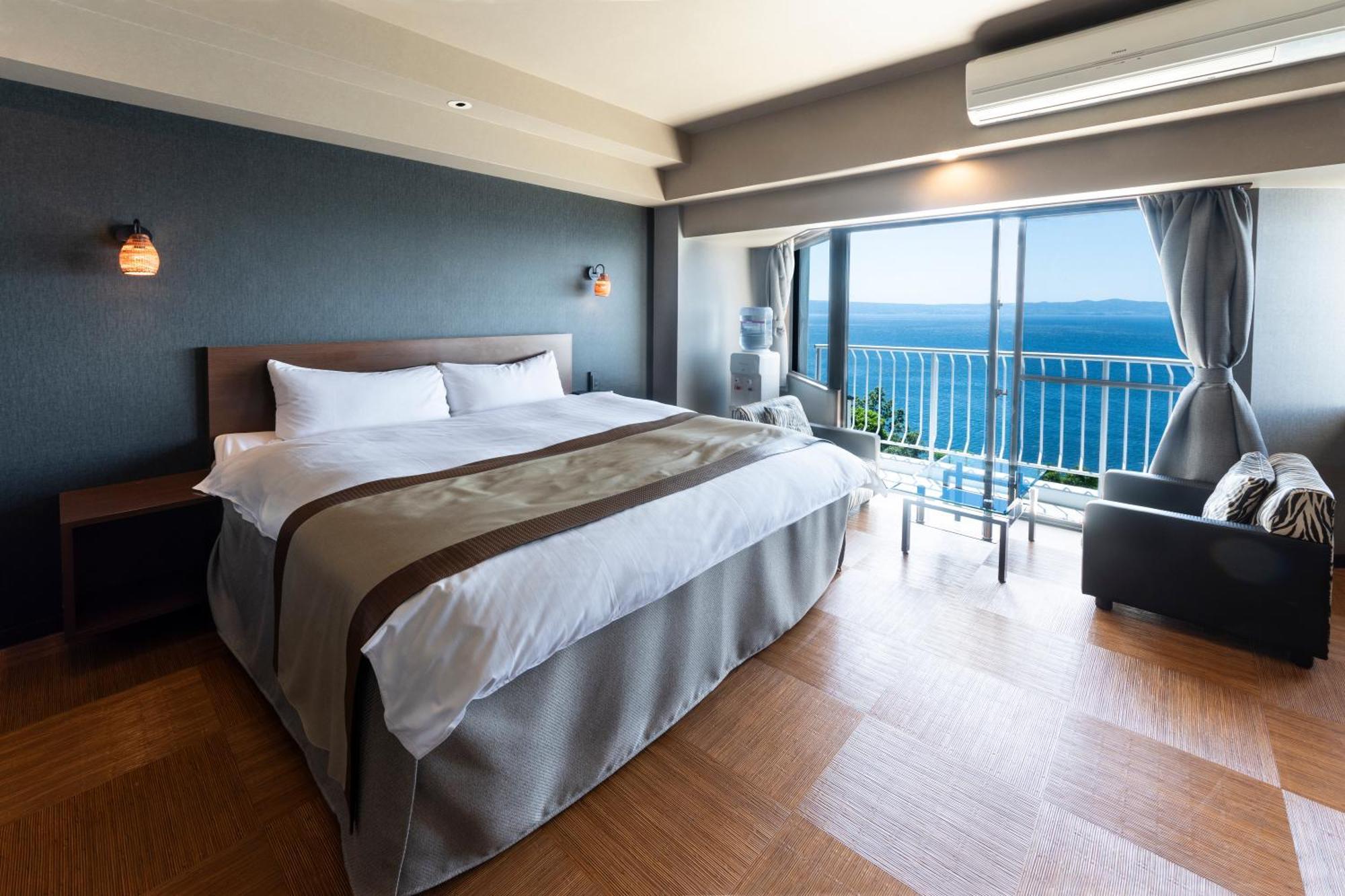 Nagasaki Chapel Coconuts Hotel ＆Resort Isahaya المظهر الخارجي الصورة