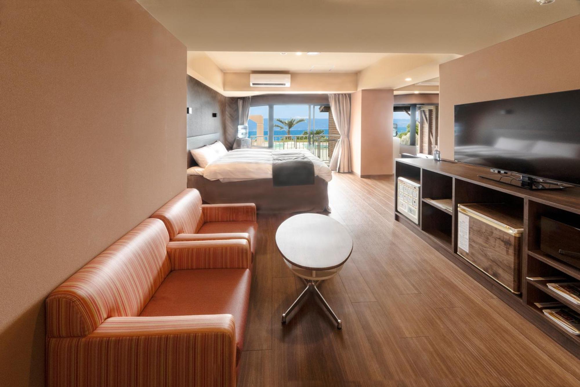 Nagasaki Chapel Coconuts Hotel ＆Resort Isahaya المظهر الخارجي الصورة