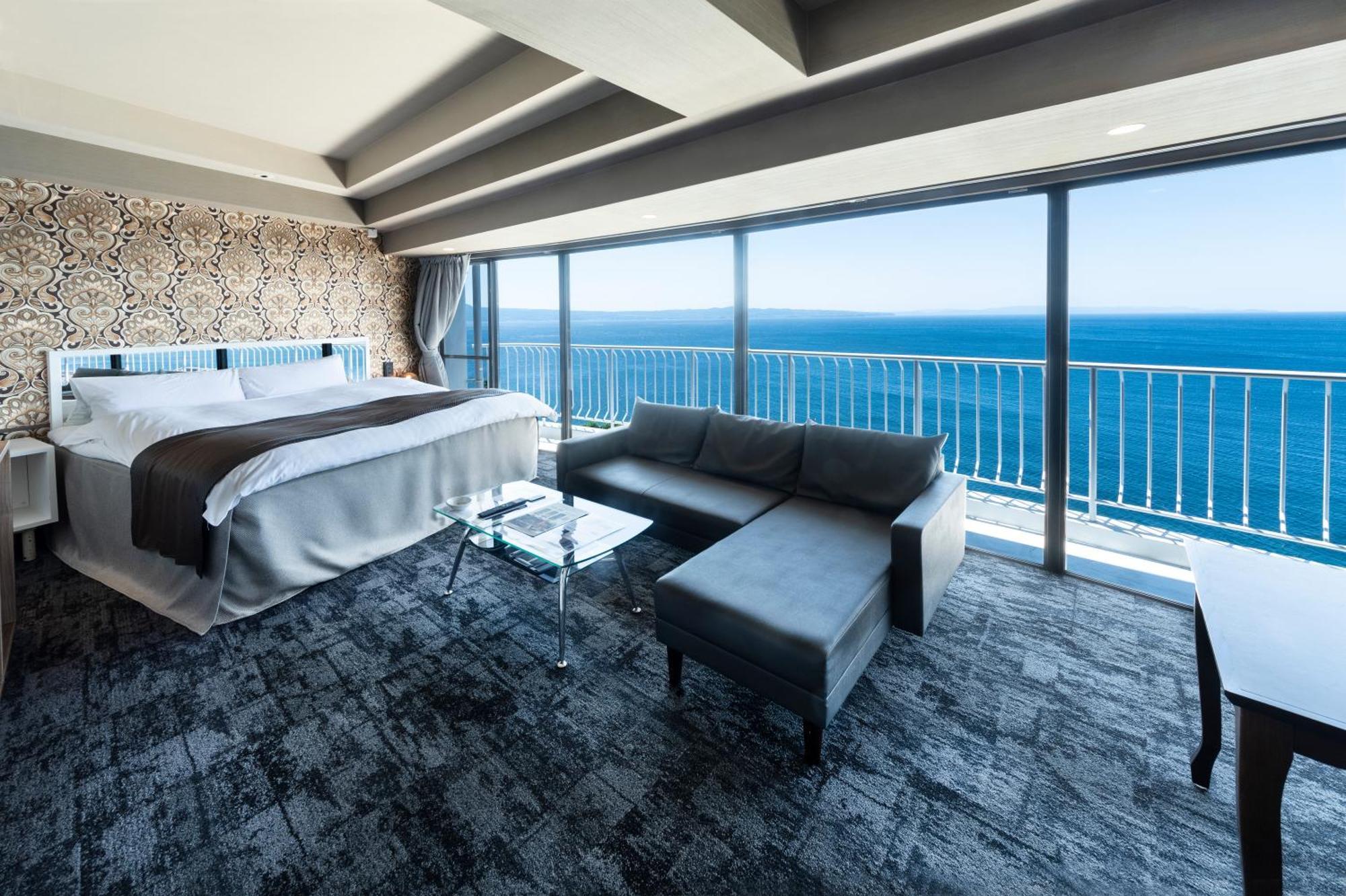 Nagasaki Chapel Coconuts Hotel ＆Resort Isahaya المظهر الخارجي الصورة