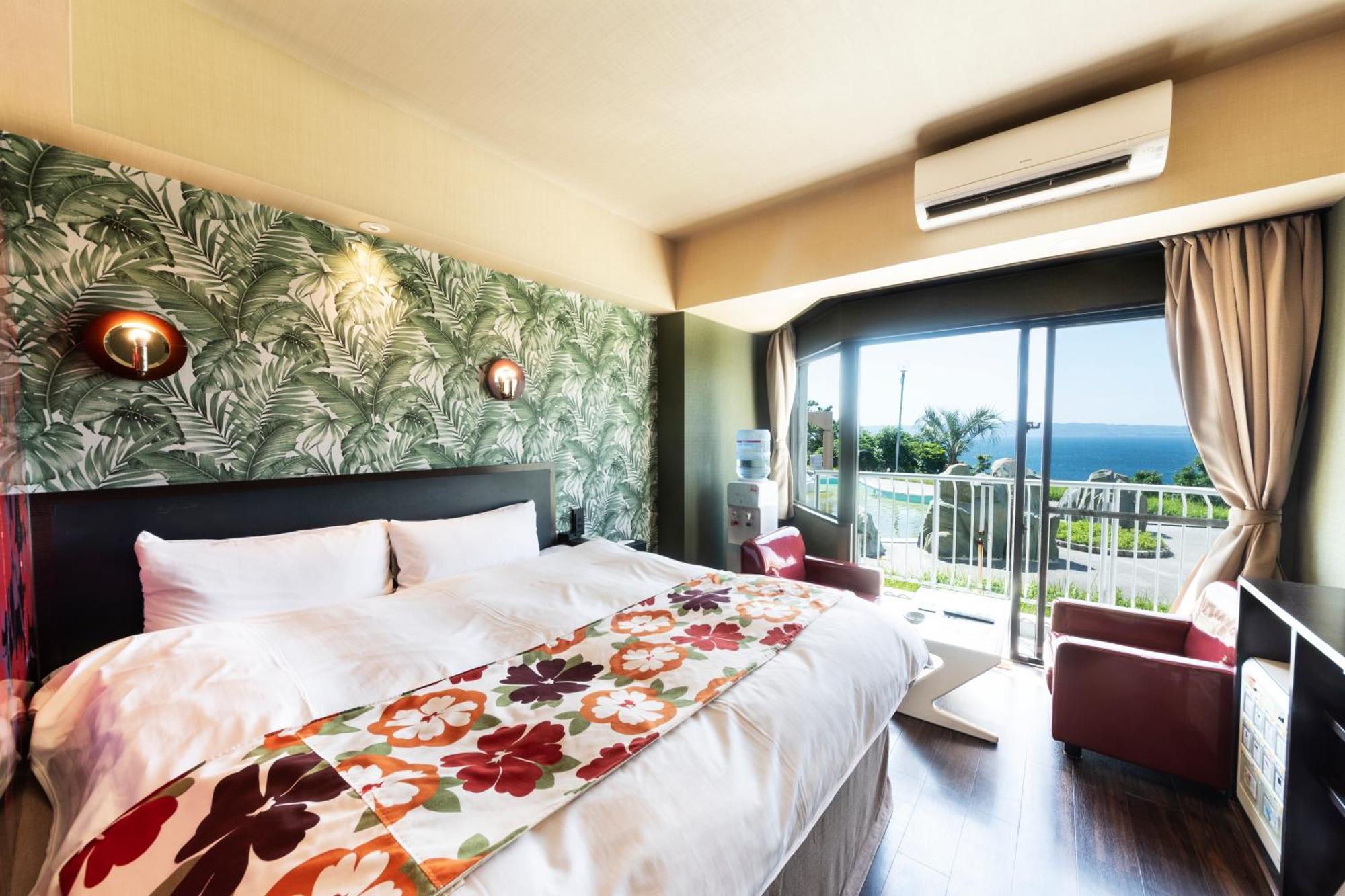 Nagasaki Chapel Coconuts Hotel ＆Resort Isahaya المظهر الخارجي الصورة